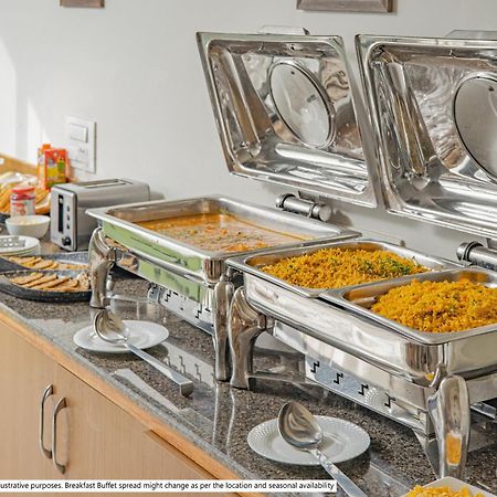 Itsy Hotels Rk Palace 바도다라 외부 사진