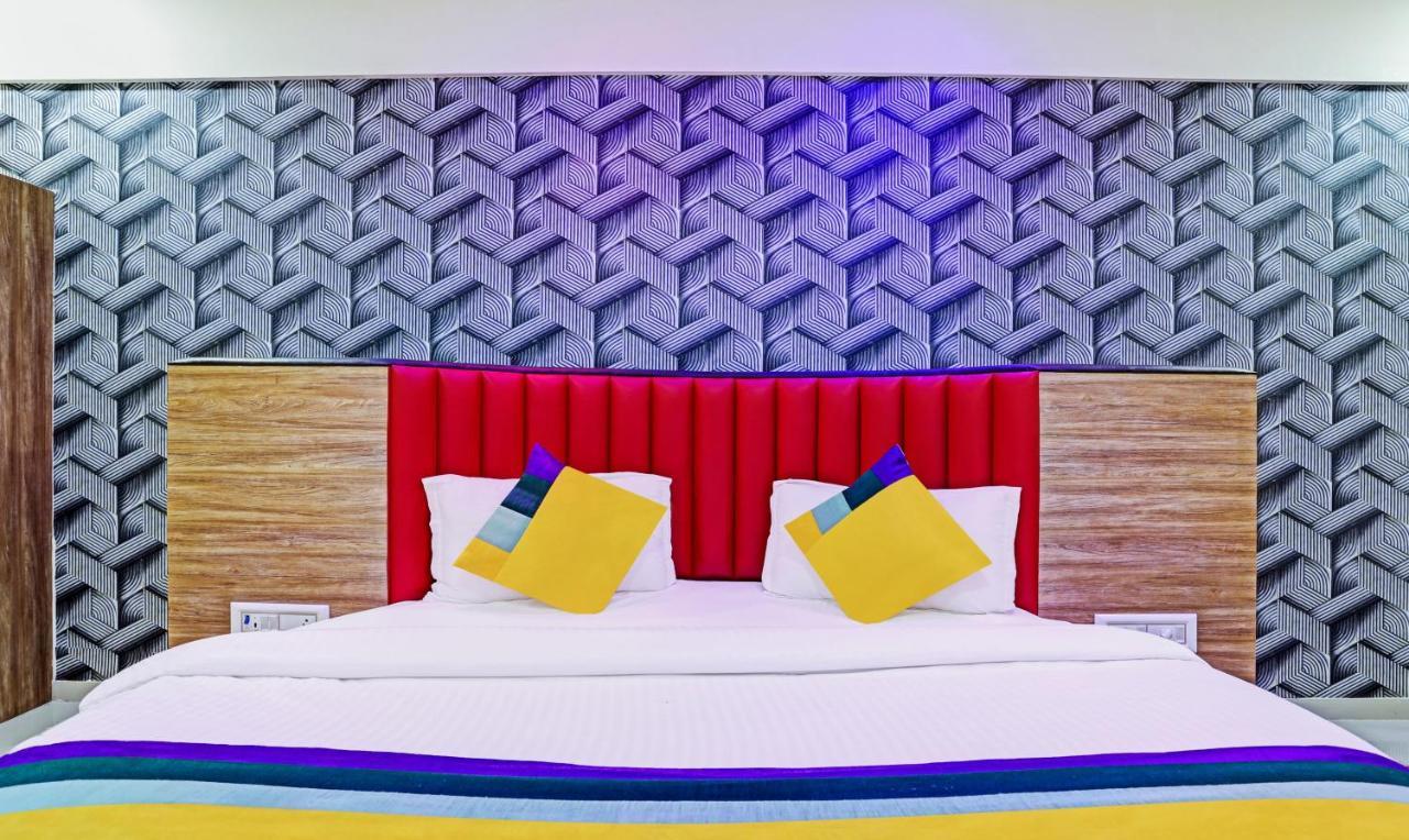 Itsy Hotels Rk Palace 바도다라 외부 사진