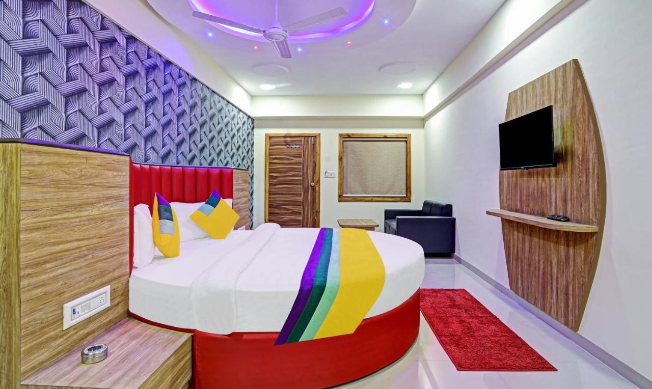 Itsy Hotels Rk Palace 바도다라 외부 사진