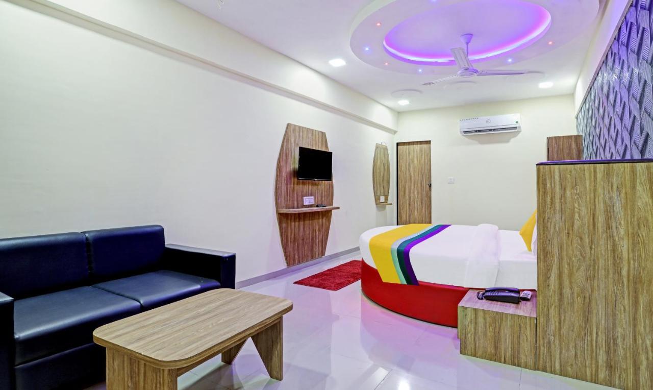 Itsy Hotels Rk Palace 바도다라 외부 사진